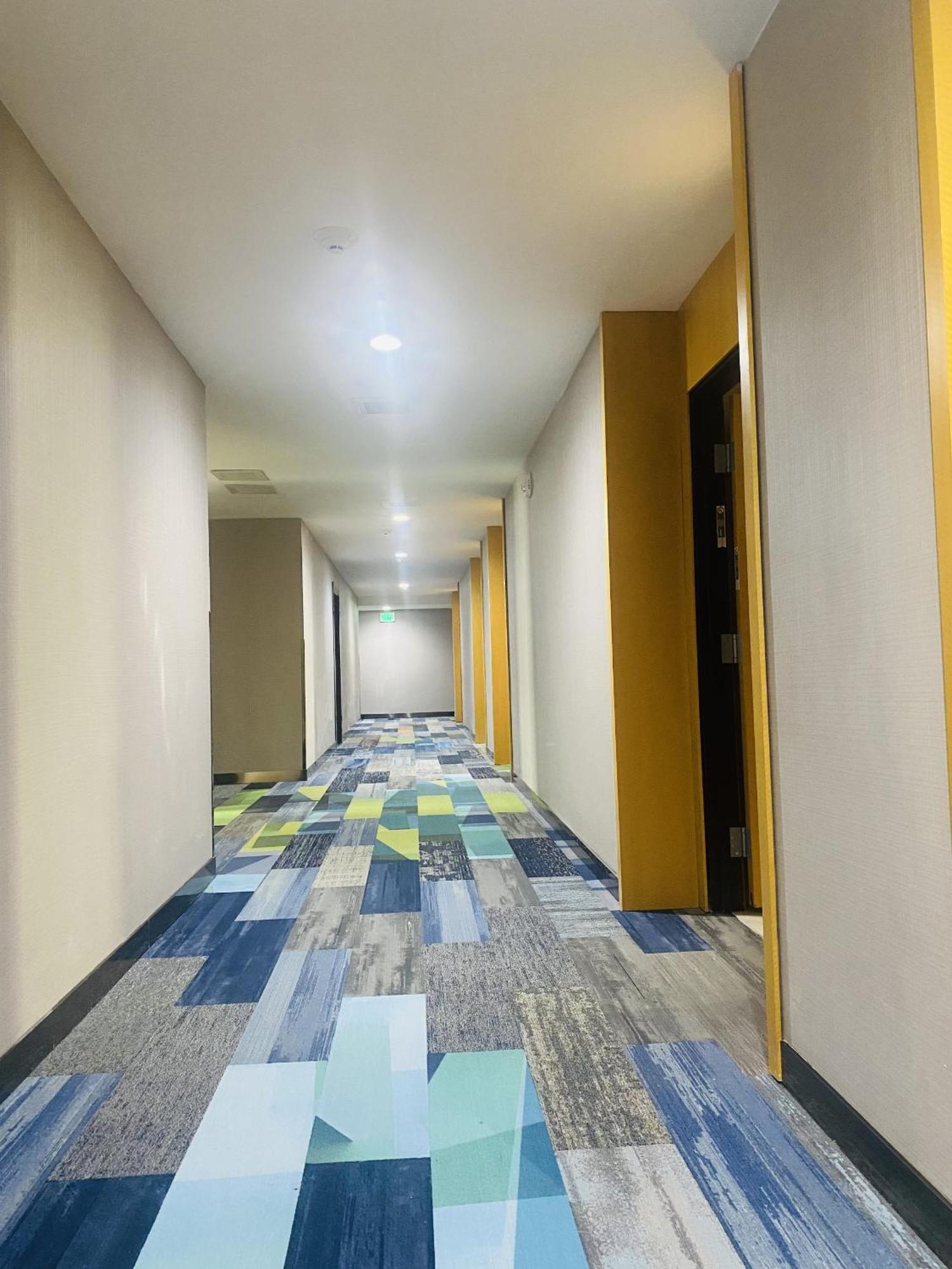 Galaxy Hotel เซนต์ปีเตอร์สเบิร์ก ภายนอก รูปภาพ